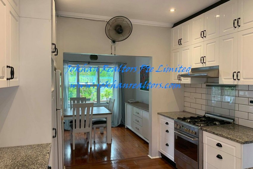 131093891_837567456976808_9140119354778149004_n