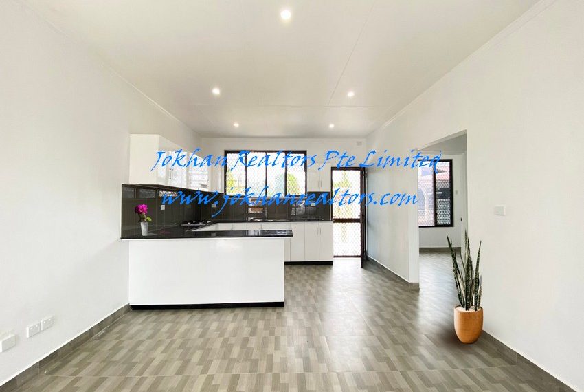 IMG-e957c8b9b7c99f1e5d7bf09d885704ad-V