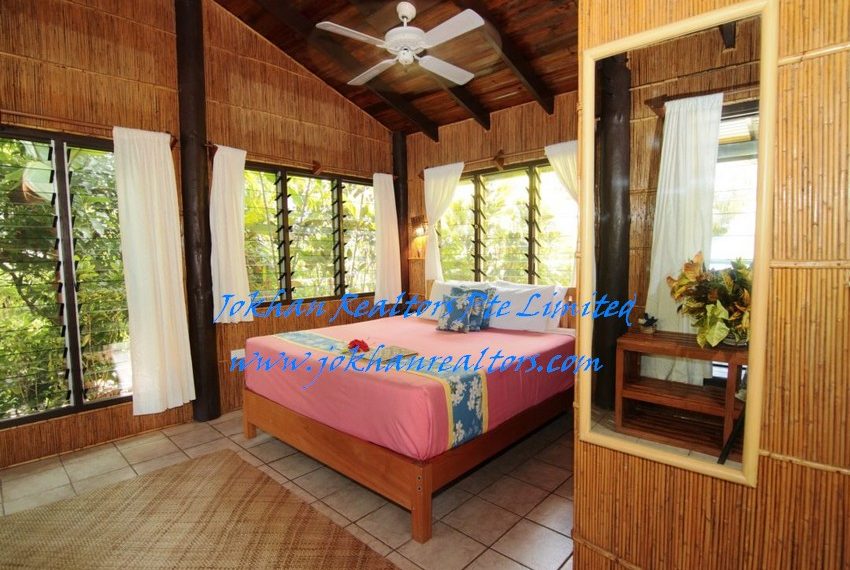 Coconut-Grove-Mango-Bure-1-scaled