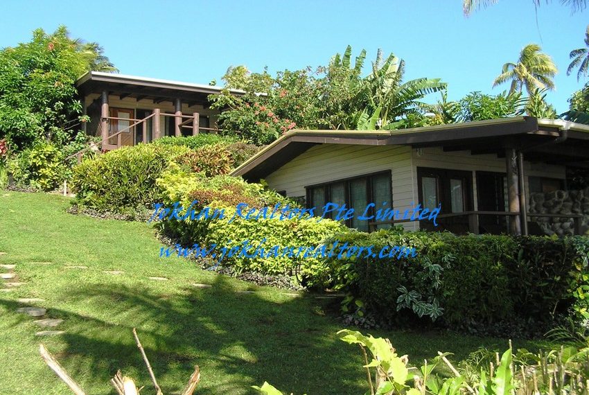 Fiji-Beachfront-(2)