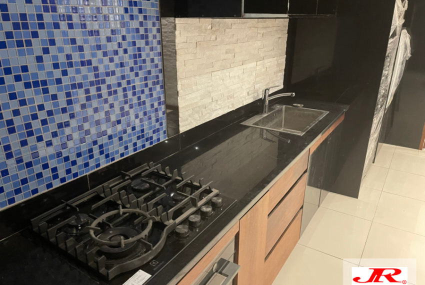 IMG-17f6a2826783140c298dfda18f1167a4-V