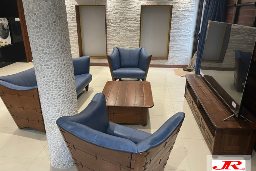 IMG-9dffca800c912d404a18d8283fcc3da2-V