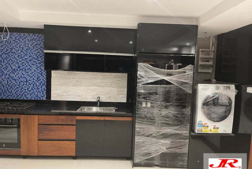 IMG-a23dc56daa279f984ebbac4350836c60-V