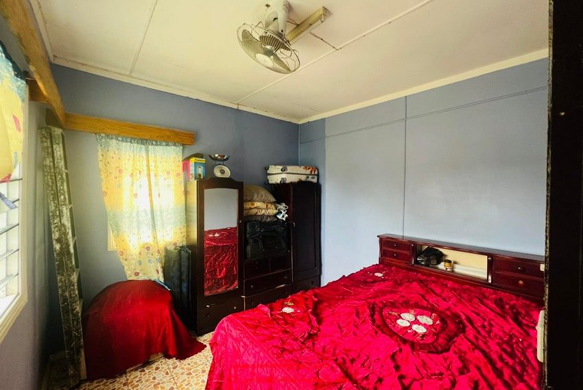 front flat singleroom