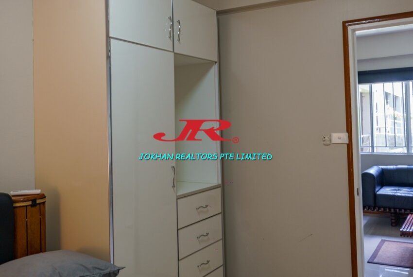 Bedroom with drawer 1